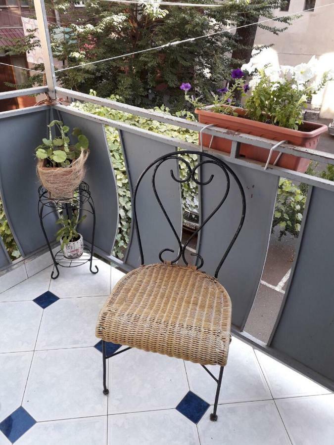 Apartment In Purtseladze Street Tbilisi Exteriér fotografie